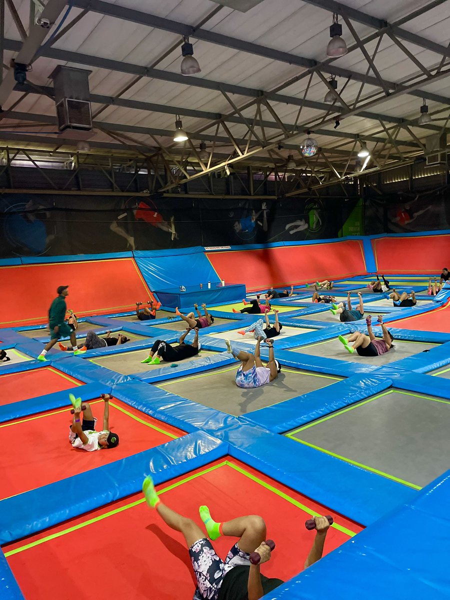 ddjtraining's tweet image. Final trampoline session done and we ended STRONG! 🔥💚

Thank you for an amazing year. Grateful for every one of you!