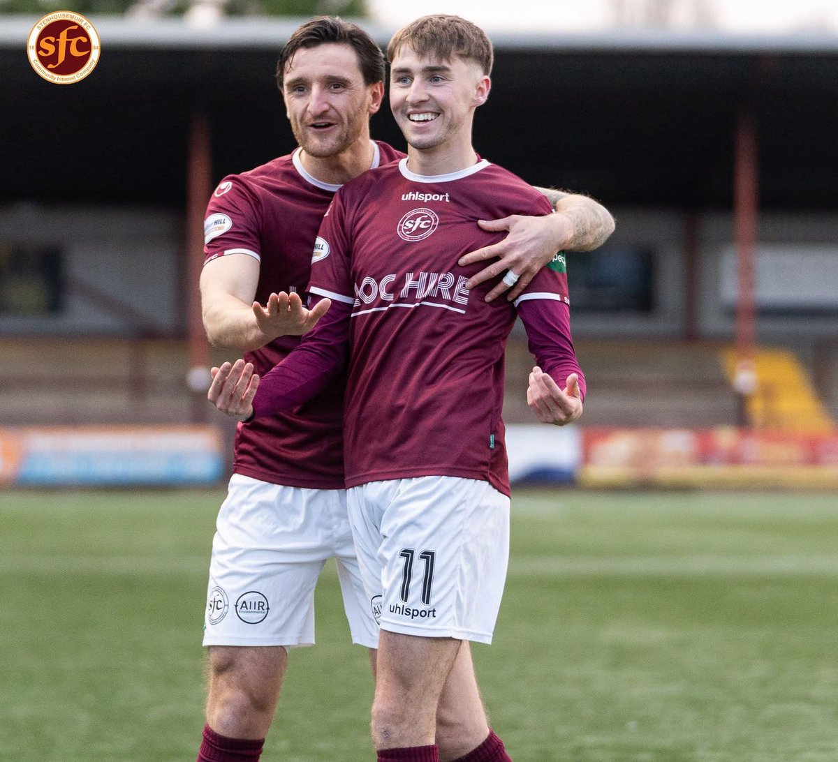 🏆 League One Player of the Month for November, after receiving the most votes…

Ross Taylor - Stenhousemuir 

5 goals and an assist, Stenny were also unbeaten in each game he started! 👏