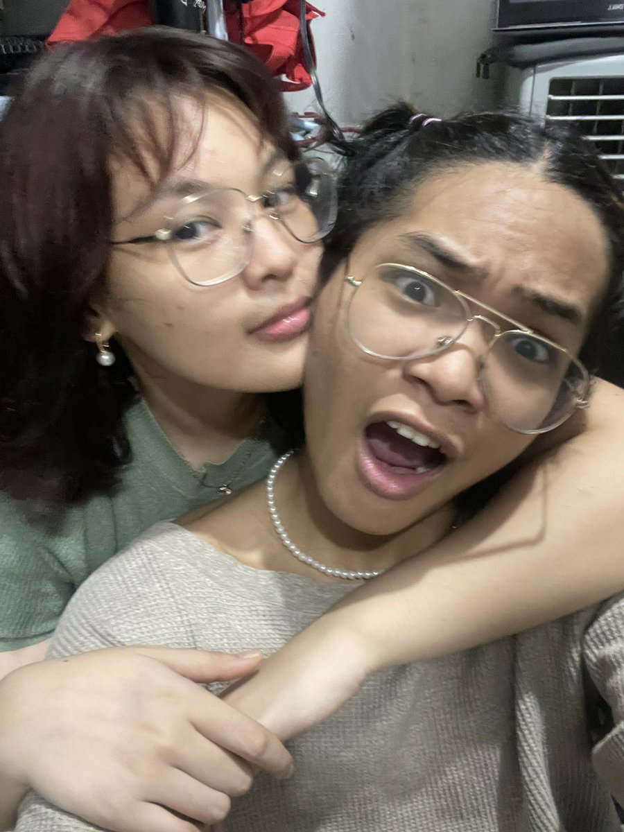 DonesaMyko's tweet photo. i’m her princess. GOD I LOVE HER SO MUCH https://t.co/oqtjYLG0cG