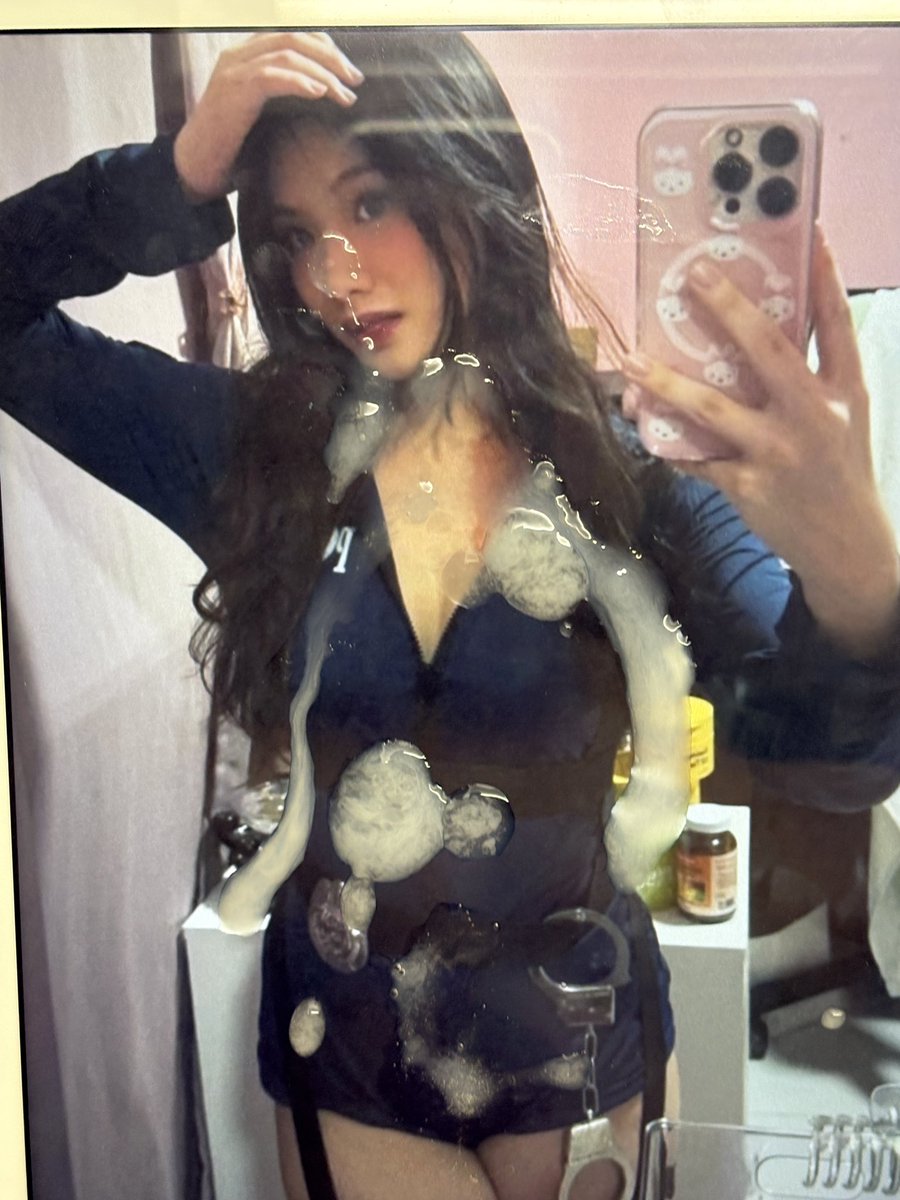 Edgetardd's tweet photo. hehe…just like her outfit…just need her to cuff me and milk me so goood…wait…maybe she did~ https://t.co/QEaaYFZMP7