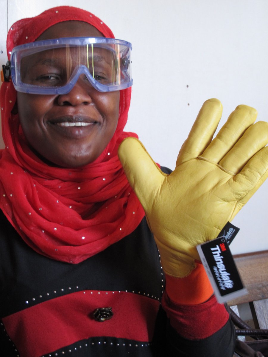 Celebrating the International Day for Persons with Disabilities has us reminiscing about our very first Cryogun from Advantage Africa.
Thanks, Jane, for all the memories! 

#SNUPA 
#IDD2025