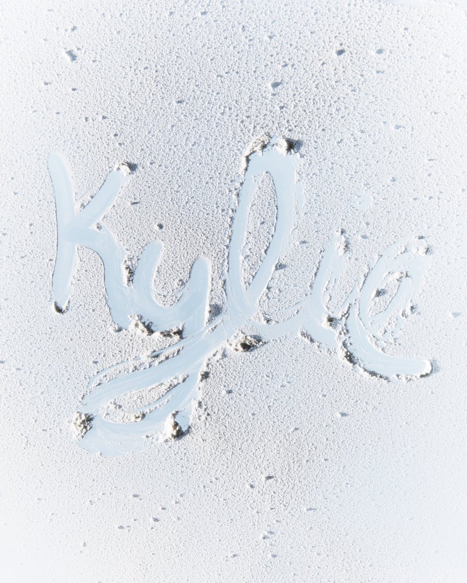 Kylie Cosmetics tweet media