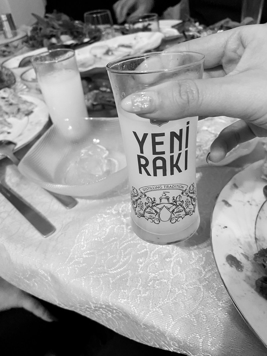 ne getireceği belli olmayan güzel yarınlara ✨