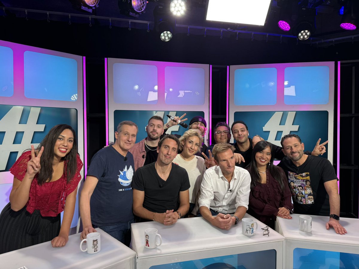 AmineKuujo's tweet photo. 8 ans chez Game One, j’ai réalisé un rêve de gosse..

Aujourd’hui on a fait la toute dernière de #TEAMG1 et j’oublierai jamais ces années de bonheur ❤️ 

Enfant je regardais Game One avec ces mecs là, des années après ce sont mes amis. Merci pour tout ✨ https://t.co/m5crMiumK1