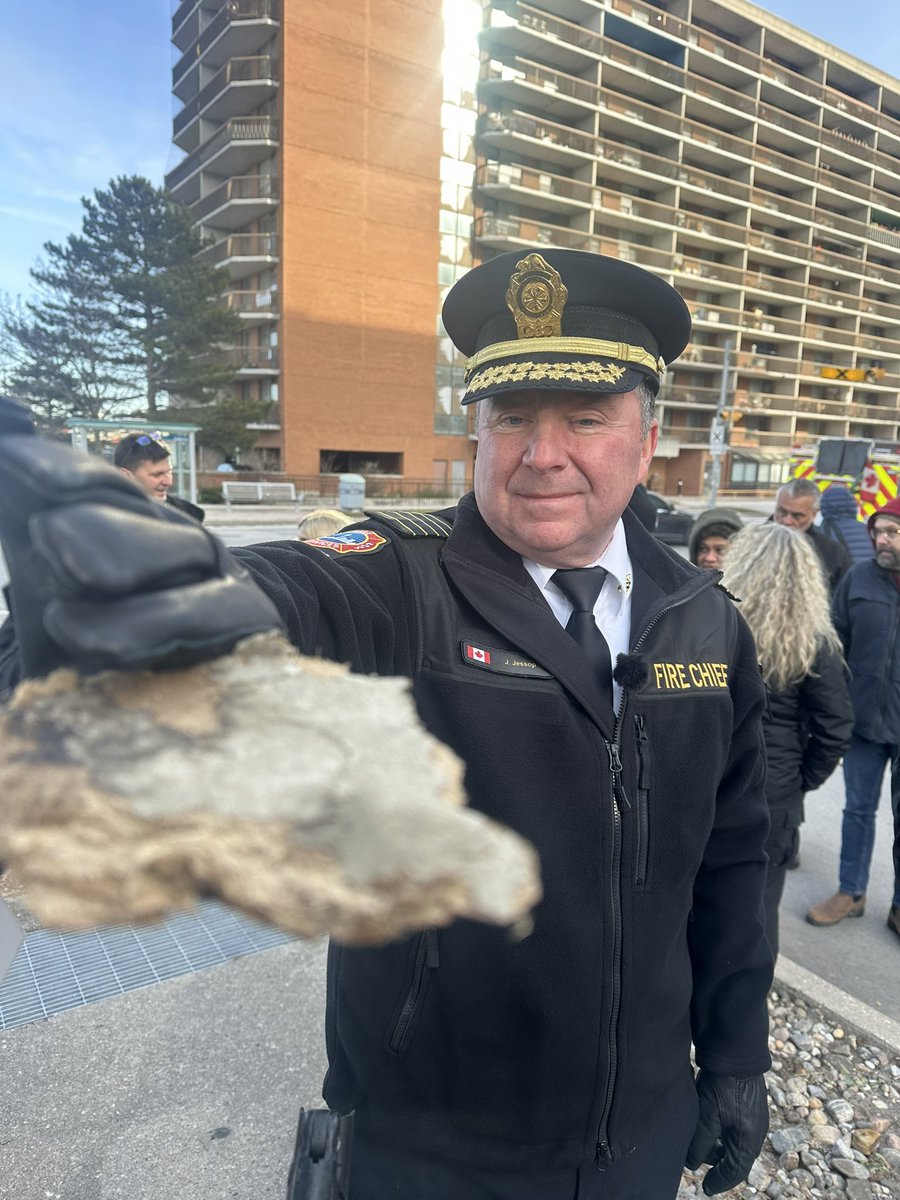 NEW Thorncliffe Park condo apartment evacuation in Toronto will continue  until at least next week, fire chief tells reporters. The fire has been  going for six days now. It is still not