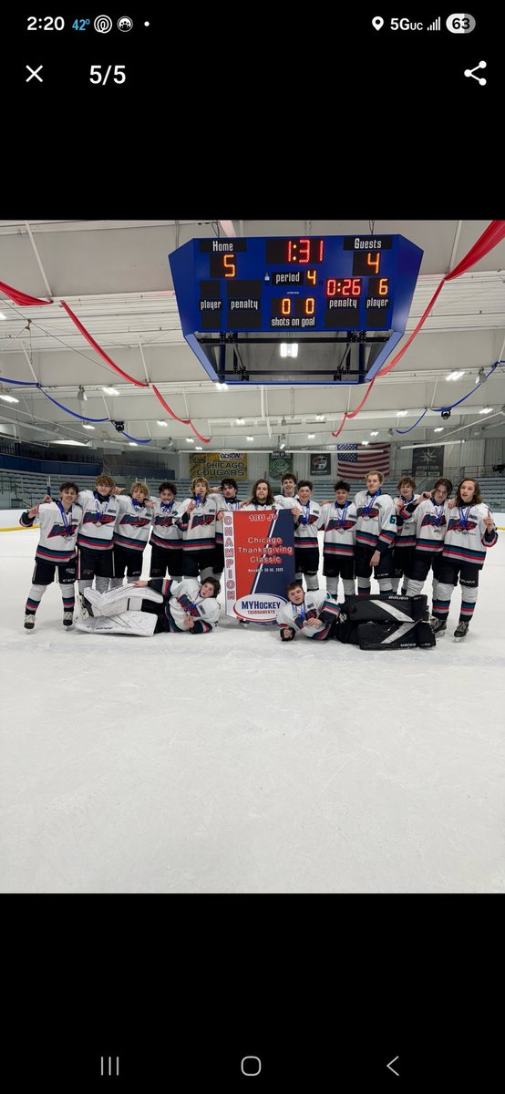 BobbyCoop17's tweet photo. Great trip to Chicago that was capped off with a game winning goal by @kailenwoodskhy in OT of the championship game. https://t.co/E3Cv2lfd4T
