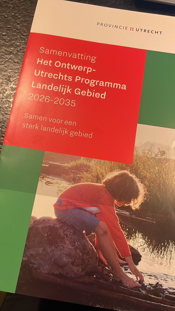 Al jaren zet ik me in voor een toekomst als jonge boer in Utrecht. Maar als ik deze samenvatting lees, vraag ik me serieus af of er nog plek voor ons is.
Het enige wat we vragen: geef ons eindelijk duidelijkheid, zodat ook wij verder kunnen bouwen aan onze toekomst.
