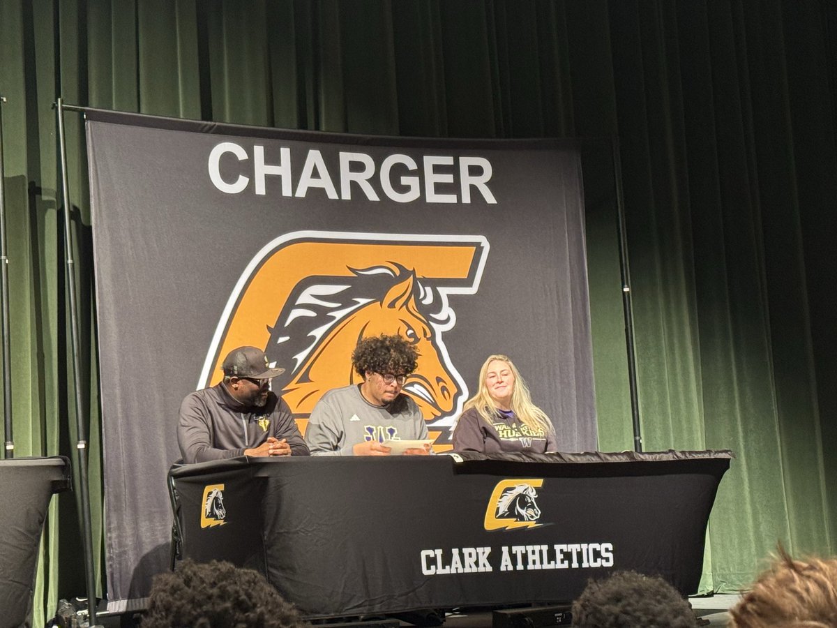 Alex Wright tweet media