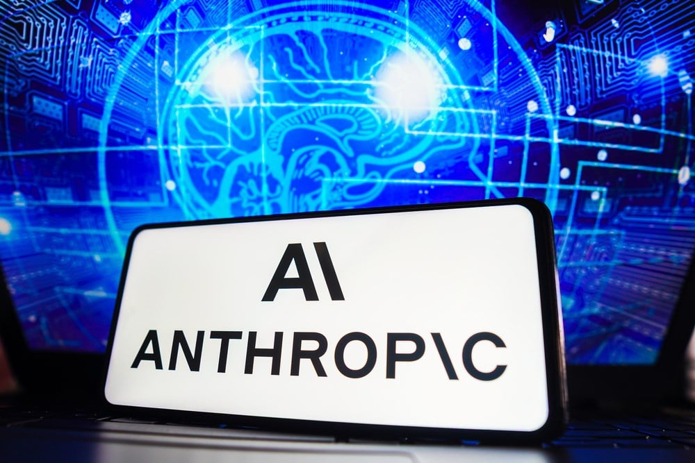 🚨 Anthropic 2026'da tarihin en büyük IPO(halka arz)'larından birini planlıyor!

OpenAI'dan ayrılan kurucuların şirket, Claude LLM'leri ile yükselirken, $300 Milyar üzeri değerleme ile yeni fon topluyor.

Güvenlik odaklı bu AI devi, Google, Microsoft ve Nvidia'nın dev