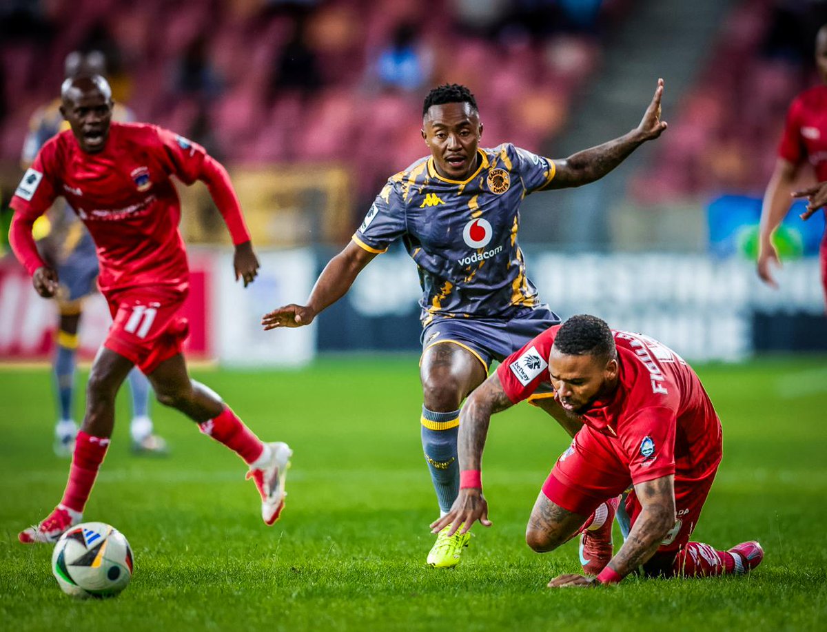 KaizerChiefs's tweet image. First Half action 📸 

45 + 3’| #CU 0: 0 #KC
Half-time score: Chippa United 0 : 0 Kaizer Chiefs

#Amakhosi4Life #BetwayPrem #AlwaysHome