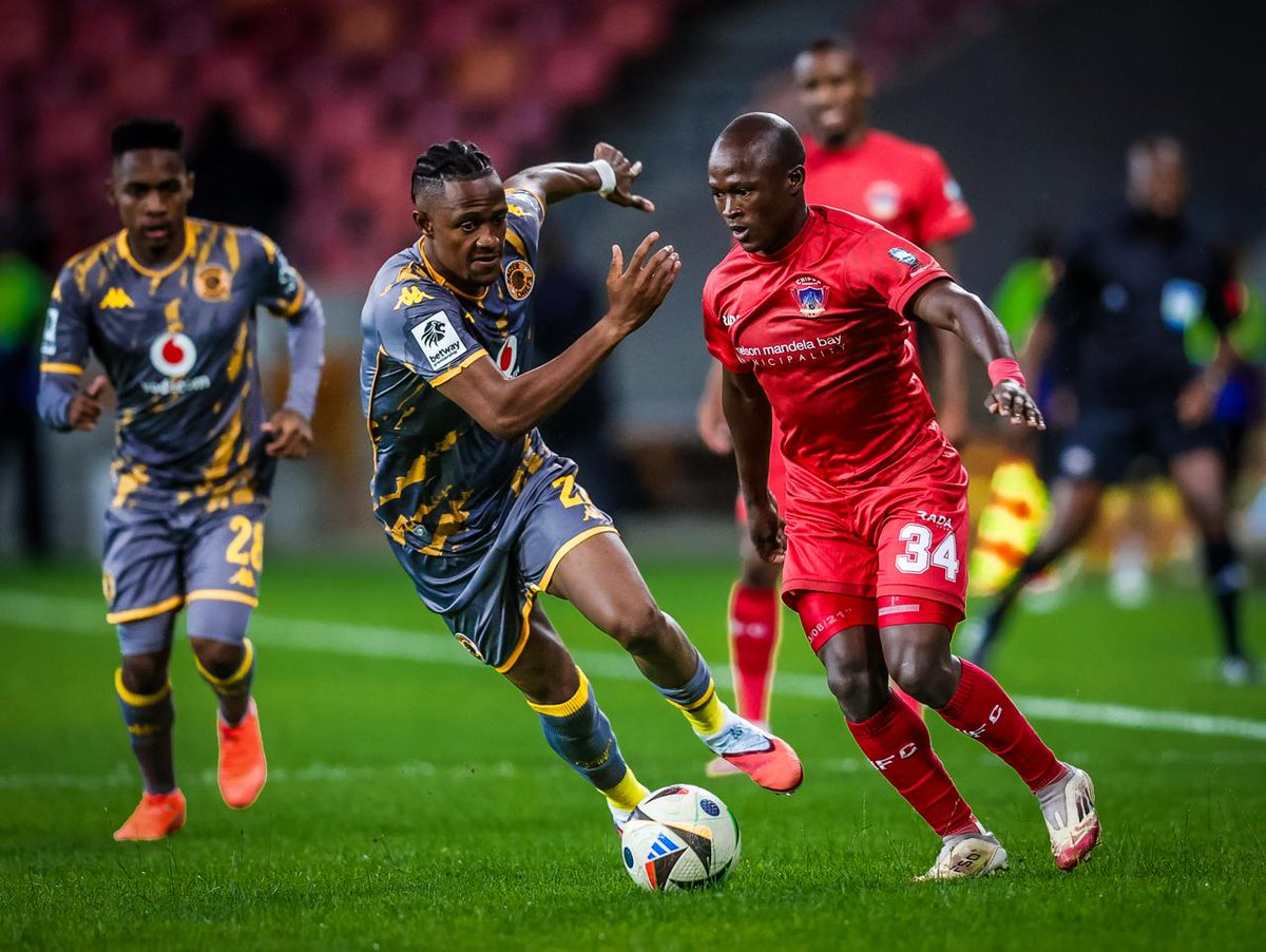 KaizerChiefs's tweet image. First Half action 📸 

45 + 3’| #CU 0: 0 #KC
Half-time score: Chippa United 0 : 0 Kaizer Chiefs

#Amakhosi4Life #BetwayPrem #AlwaysHome