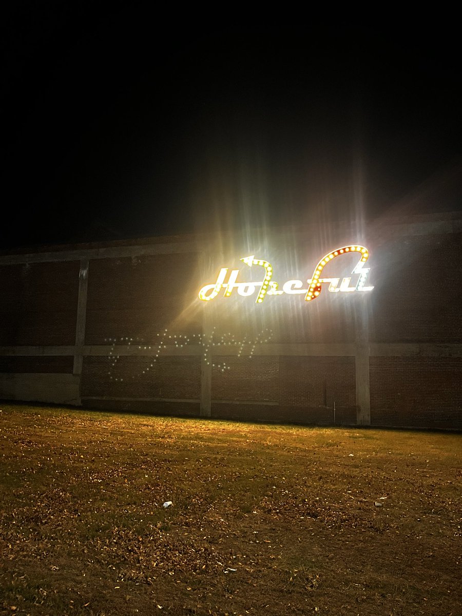 Ace Mcmichael 🎈 tweet media