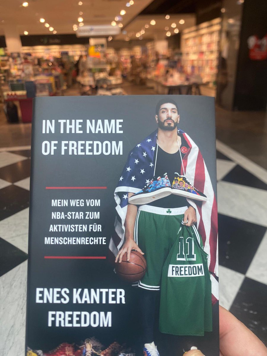 Yarın büyük gün.

4 Aralık Perşembe günü Almanya saati ile sabah 10 civarı “In The Name Of Freedom” kitabımızın, Der Spiegel’in düzenlediği, Almanya’nın en iyiler listesine girip girmeyeceği belli olacak.

Dualarınızı bekliyoruz.❤️