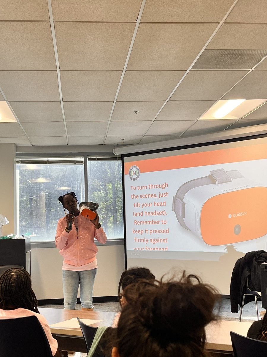 DowdyOHES_MC's tweet image. Truly inspired from the InspiHer Conference today! From the VR Goggles to Microbit Coding to play Rock-Paper-Scissors…. The girls had a BLAST! Thanks @E3TechGirl for making this possible! @OHES_Covington @tutuedtech @shebriej @tutuedtech @NewtonCoSchools