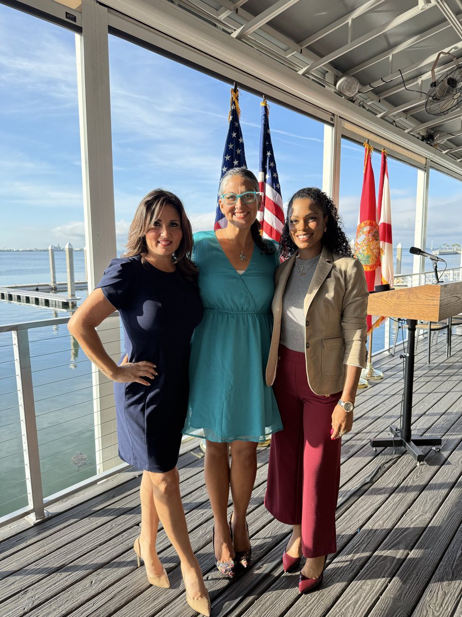 iAmLauraHartman's tweet image. Don’t Tread on Tampa Bay — breaking stigmas just by walking in the room. Florida doesn’t fit your narrative @JoshuaWostal 🐊 #LowerTaxes #MoreFreedom @tpusa_gulf @GayRepublicSwag 
@HollowAllianceX @openmicladies