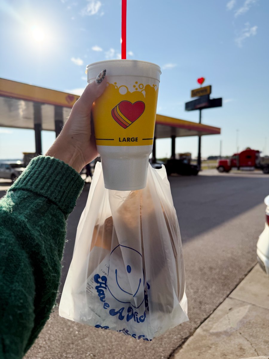 Love's Travel Stops tweet media