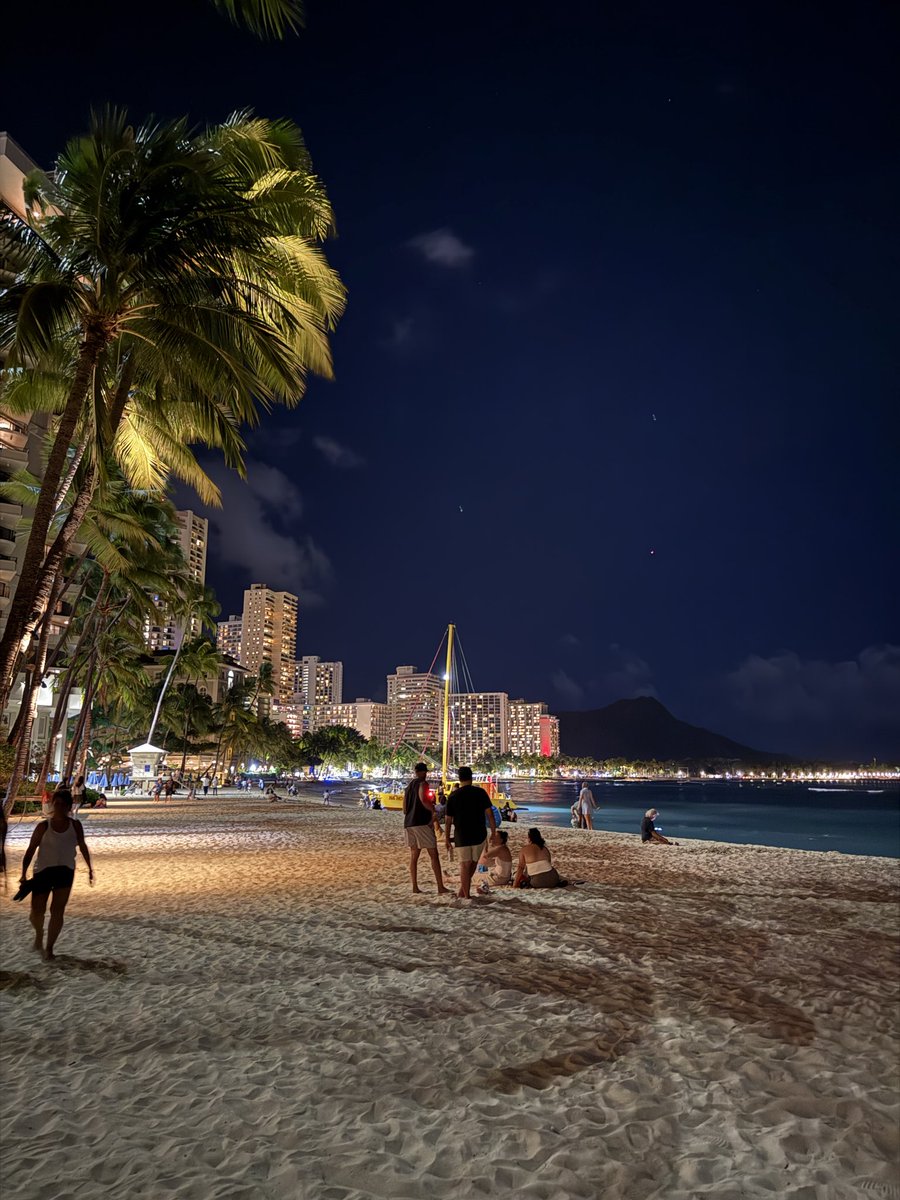 Aziz Alazzaz | عزيز tweet media