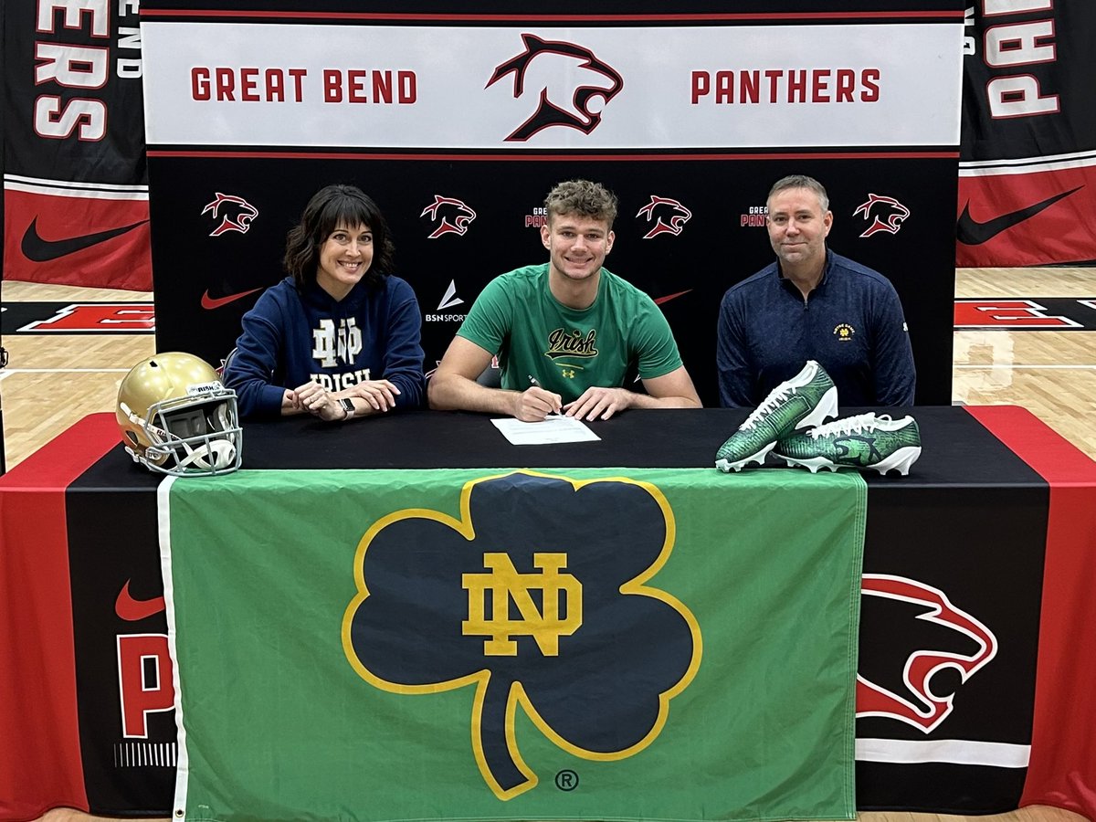 sportsinkansas's tweet photo. Ian Premer of Great Bend made it official by signing with the Notre Dame Fighting Irish this morning🏈. Premer, a 5 star TE, is the best three sport athlete in Kansas. As Chet Kuplen put it at yesterday’s Sports in Kansas Top 11 event. “He’s the best three sport athlete we’ve ever covered. He has an opportunity this season to be Top 11🏈, Top 5🏀, and Top 9⚾️. And he’s already been first team 5A twice with a year left in all three of those sports.” Premer was a hybrid athlete for the Panthers as a senior and his stat line shows just that: 620 rushing (14 TD), 734 receiving (14 TD), 123 return yards, 68 tackles, 6 interceptions, 164 interception return yards, two pick six, and blocked field goal. 🤯 #sportsinkansas photo: Great Bend HS