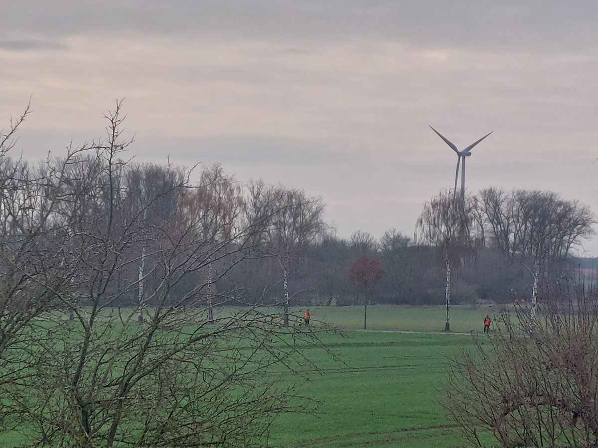 GANZ plötzlich kann ich auf 4 Fingern pfeifen 😍

Und laut Schimpfen. 😌
