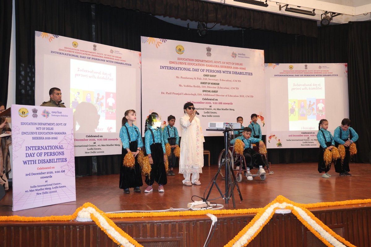 IEB_DoE_GNCTD's tweet photo. Delhi’s students lit up the IIC stage today. A celebration of inclusion, guided by our esteemed guests and driven by children who shine when they’re truly seen. 💛🌈 #InclusionMatters https://t.co/QQl6KSNO3h