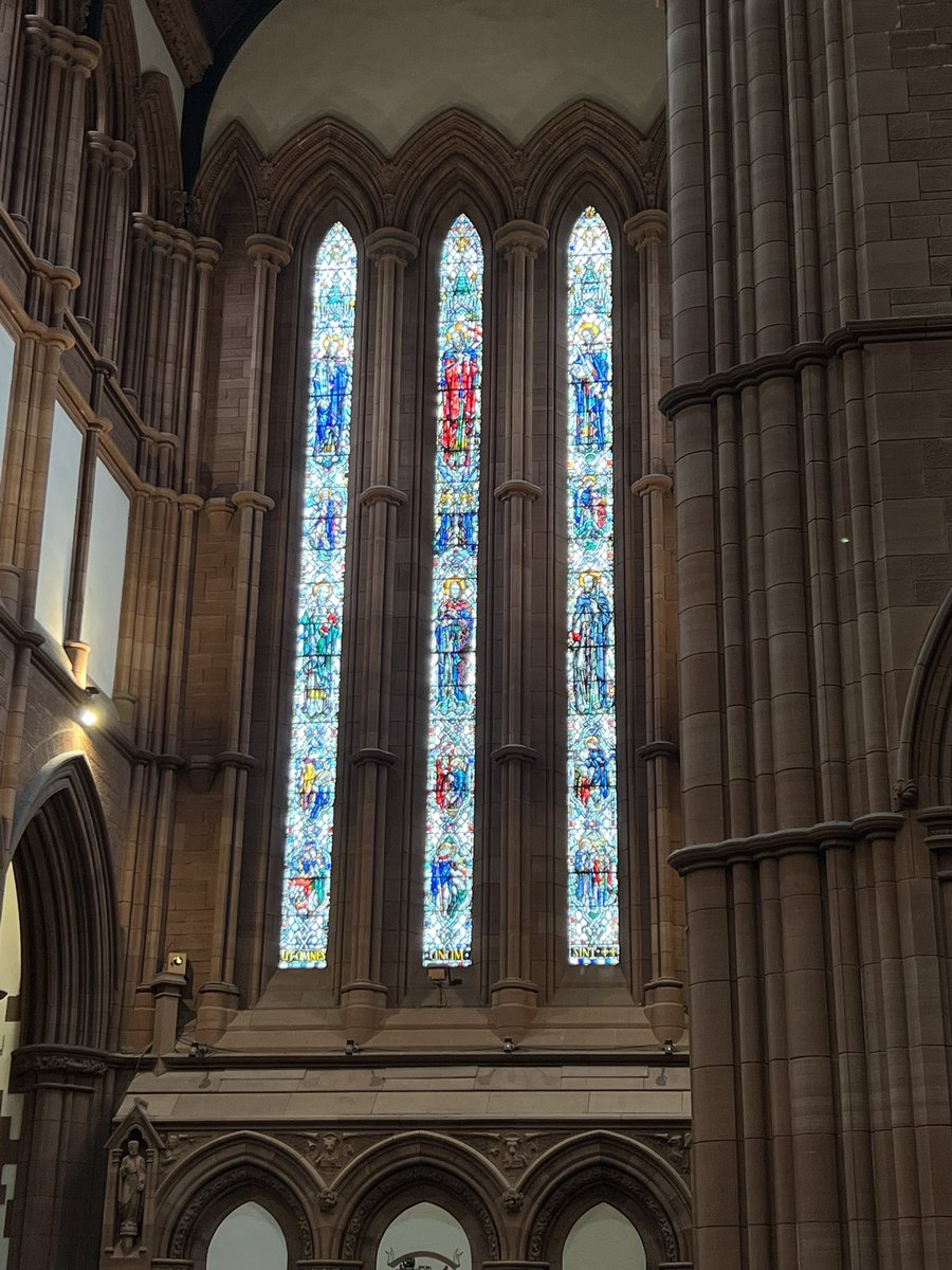 woodiechef's tweet image. Another one from Glasgow- just around the corner, in Strathclyde University’s Barony Hall. 
 #AlphabetChallenge #WeekWforWindows