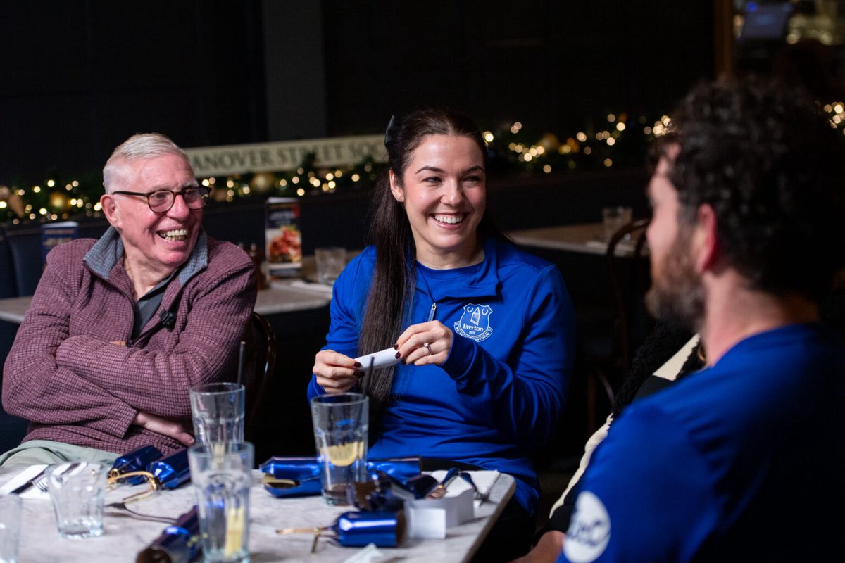 ExploreLpool's tweet image. 💙 | Everton in the Community has today launched its ‘Together We Can Make Christmas’ campaign, calling on supporters across region and beyond to stand with those who need it most this festive period. #EFC 

READ MORE 👉 tinyurl.com/mvafzm9k