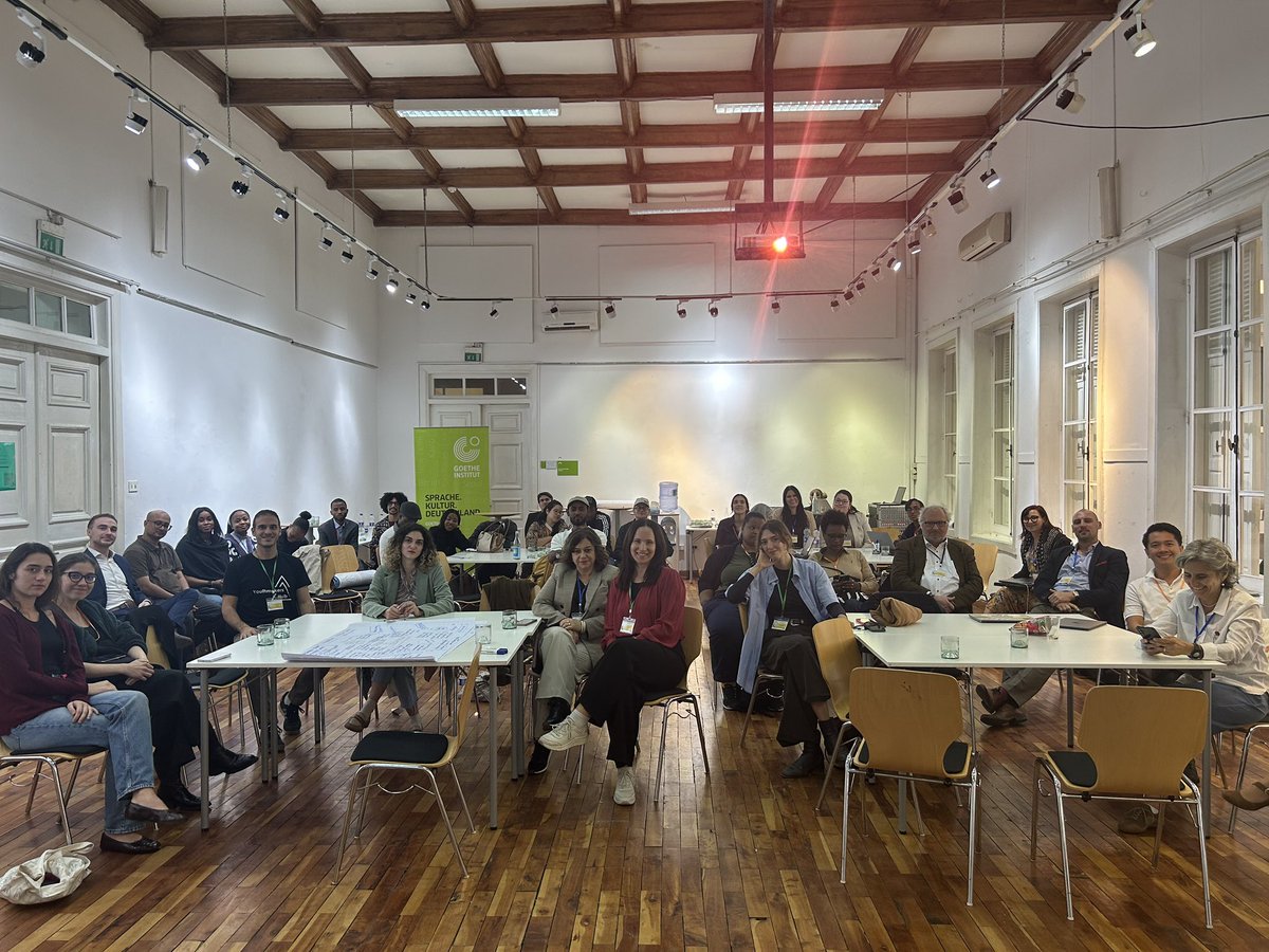 🇪🇹 On October 9, 2025, during the closing ceremony of the EIMAS program at the Goethe Institute in Addis Ababa, Ethiopia, <a href="/youthmakershub/">Youthmakers Hub</a> representatives, <a href="/KLMaragkos/">Konstantinos Maragkos 🚀</a> and Silvia Diazzi, presented our programme and the #YVLapp to the EIMAS alumni network.

🤝 The session brought