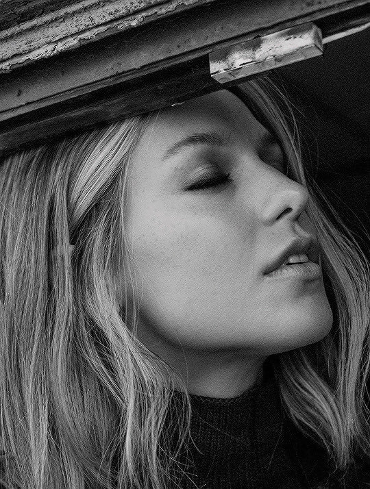 In today's edition of some distraction from stress, I present: