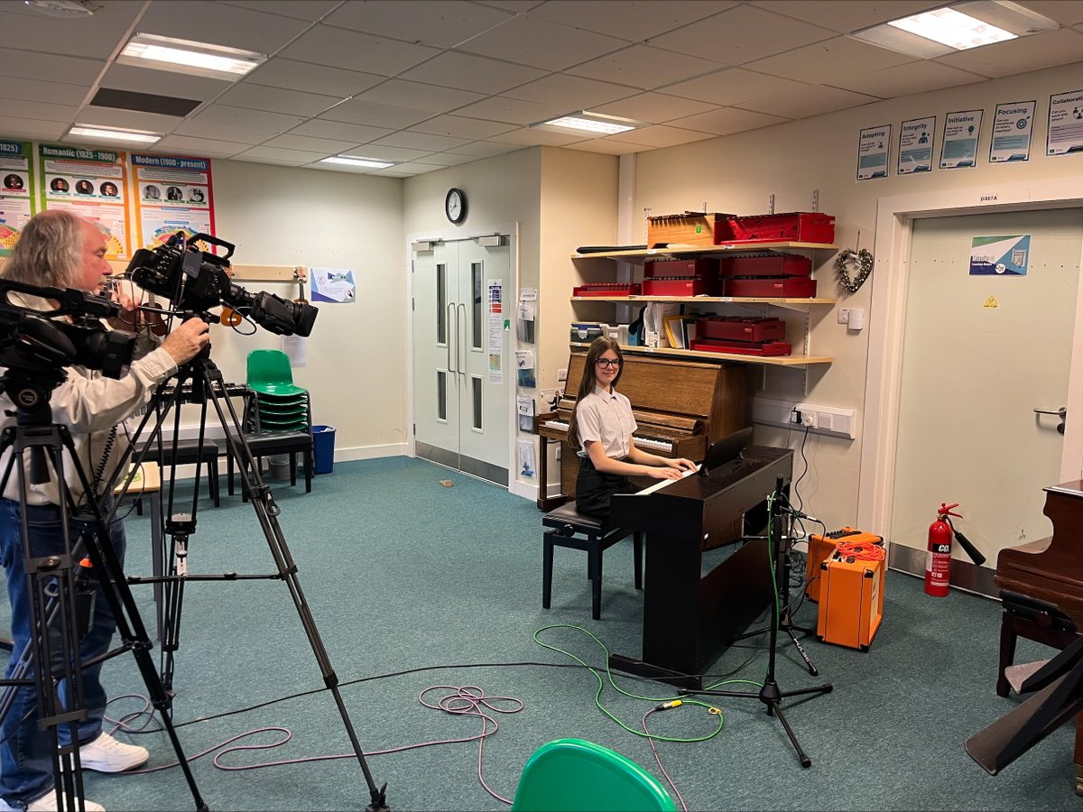 StAndrewsRCHS's tweet photo. Congratulations to all pupils who took part in the SQA Music recording event today. Pupils from S4-6 got to experience what it would be like to record their pieces and songs they have been working on in a live recording situation. https://t.co/cICDgWNF33
