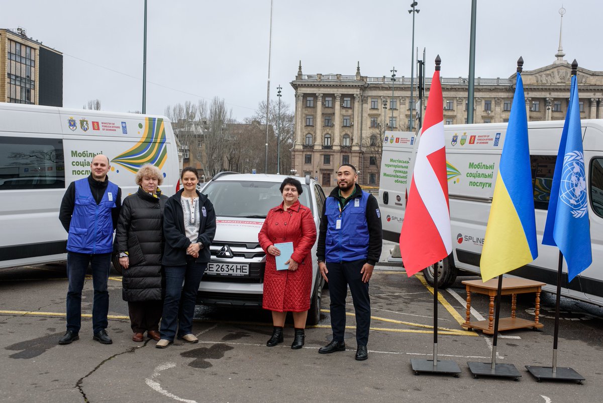 🇩🇰<a href="/DanishMFA/">Denmark MFA 🇩🇰</a> &amp; 🇺🇳<a href="/UNDP/">UN Development</a> delivered three specialized vehicles to boost mobile social &amp; health care services in #Mykolaiv Oblast. The new vehicles will help multidisciplinary teams &amp; family doctors reach residents even in the most remote areas.