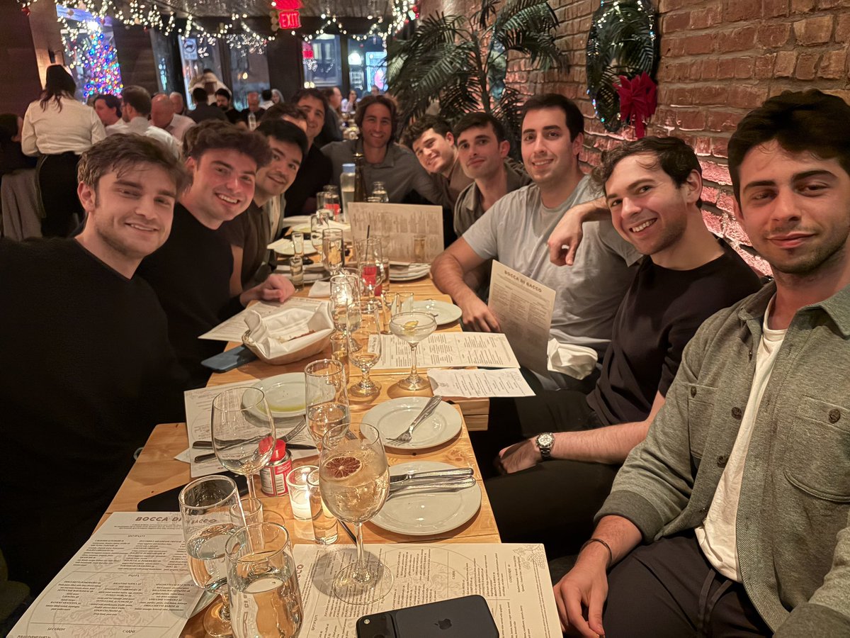 In the last 30 days, my buddy Josh hit $300k/month, met Jake Paul / Jesse Itzler, and turned 23.

Last night 13 of us all got together to celebrate him.

This month you're going to spend a lot of time thinking about what you want out of 2026.

Remember - 1 year can change your