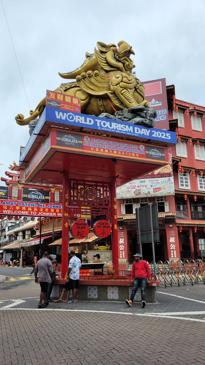 wee_internet's tweet photo. Now three weeks in Melaka, Malaysia. Enjoying the weather and the food. https://t.co/7fbsS9TErx