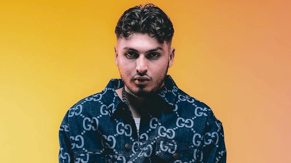 tanik_tr's tweet image. Spotify Türkiye'de 2025'te en çok dinlenen şarkılar:

1- Sevmeyi Denemedin - BLOK3
2- Sen Kaldın - Semicenk
3- Keşke - BLOK3, Ati242
4- Sonbahar - Era7capone, Poizi, Snow
5- Sana Güvenmiyorum - Dedublüman, Aleyna Tilki
6- Çıkar Biri Karşıma - Poizi, Era7capone, Snow
7-…