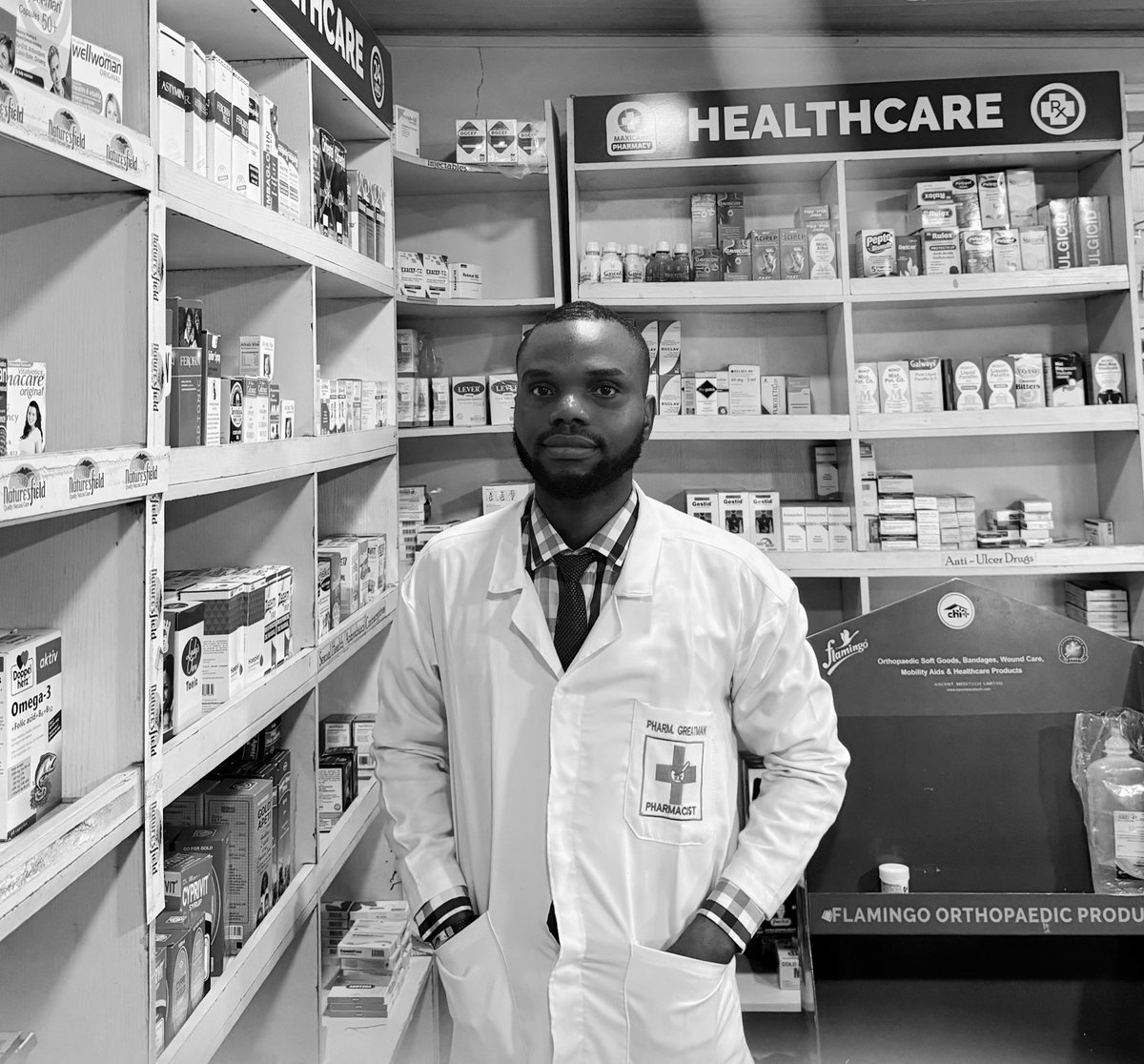 OGreat6's tweet image. Simple medicine tips everyone should know: 

Take iron supplements with vitamin C (like orange juice) for better absorption.

Take antimalarial tablets with oily or fatty food to help the body absorb them well.

Take antibiotics exactly as prescribed, don’t stop early even if you…