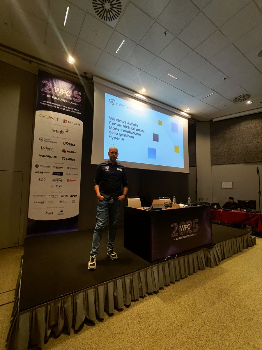 InsideTech_it's tweet image. 📣 Tra pochi minuti inizierà la terza sessione di Silvio Di Benedetto

💎 Windows Admin Center Virtualization Mode: l’evoluzione della gestione Hyper-V
🔴 Sala Rossa

#InsideTechnologies @Overnet @Microsoftitalia