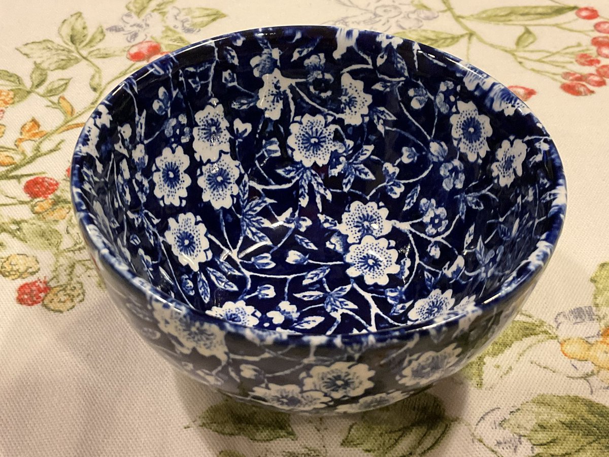 これは美味しそうですね！ 美味しそうに見える器で食べてみよう