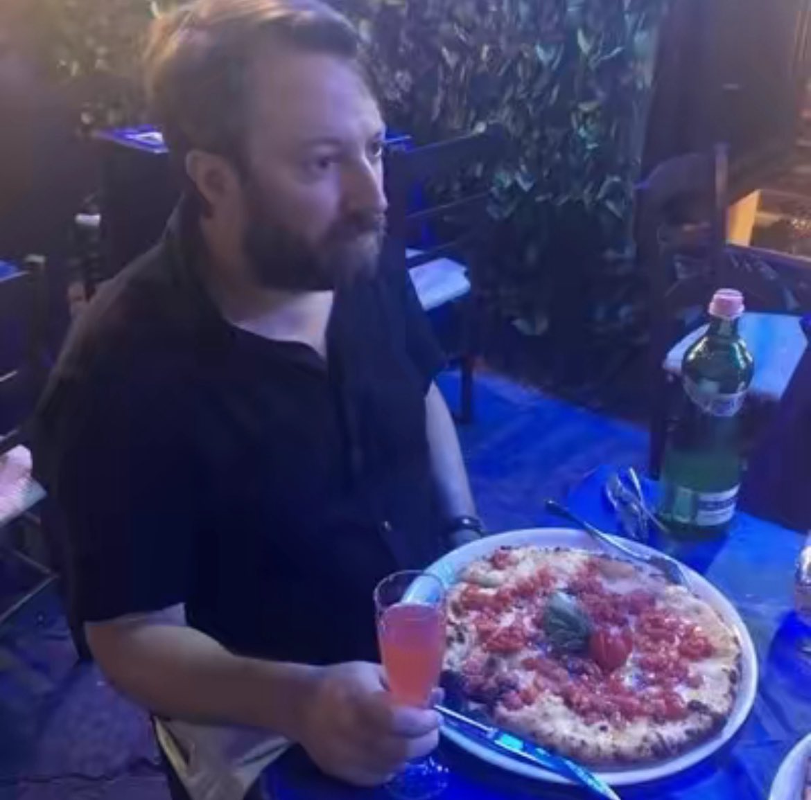 DobbyClub06's tweet photo. Pics you’d receive if David Mitchell was your boyfriend: https://t.co/LwMIYc8P2S