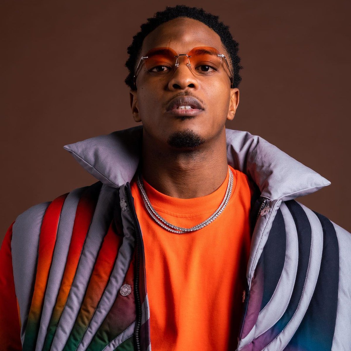 Midi/Minuit tweet media