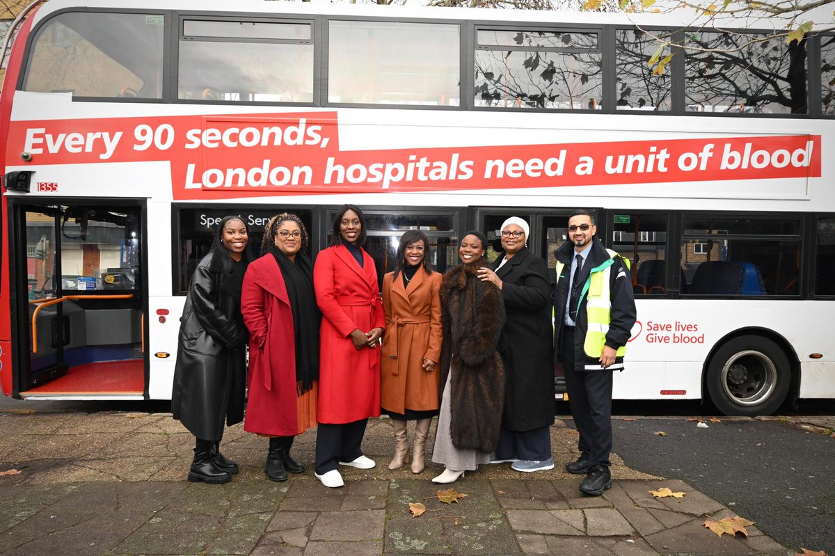 MayorofLondon's tweet image. Bus Aunty and @Simply_Sayo joined Deputy Mayor Debbie Weekes-Bernard to help spread an important message – London needs more Black heritage blood donors.

Giving blood can provide life-saving transfusions including for sickle cell patients.

Register here: blood.co.uk
