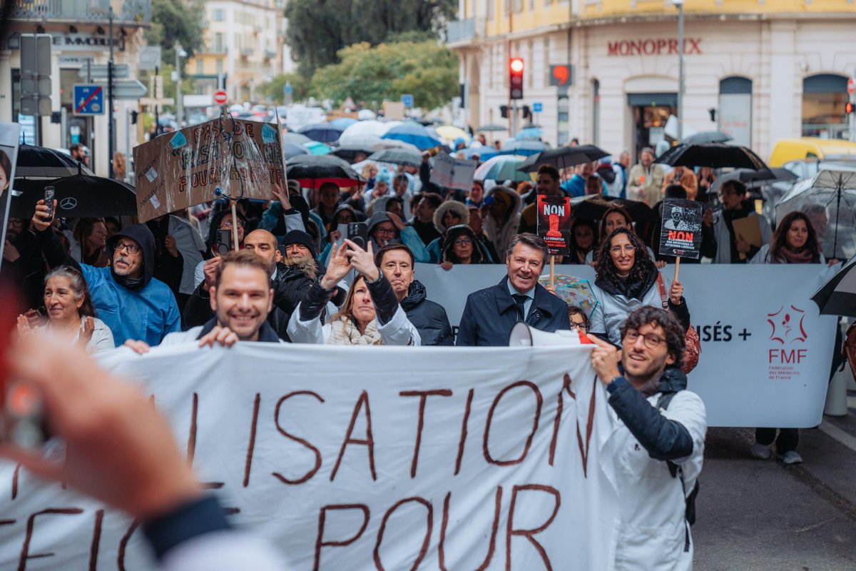 Christian Estrosi tweet media