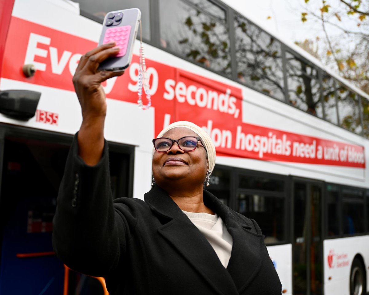 MayorofLondon's tweet image. Bus Aunty and @Simply_Sayo joined Deputy Mayor Debbie Weekes-Bernard to help spread an important message – London needs more Black heritage blood donors.

Giving blood can provide life-saving transfusions including for sickle cell patients.

Register here: blood.co.uk