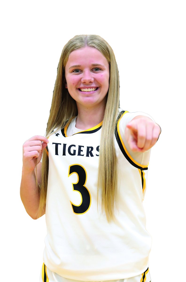 MidMoHoops's tweet image. Top Seniors Countdown-Day 8: Cameron Doubrava-Moberly @MoberlyHoops, Brooke Anderson-Versailles @MCR2_Athletics, Jayli Howell-Helias @HeliasWBB, Aubrey Schwartze-Vienna @mr1socialmedia. Go to midmohoops.com for pickup locations for Mid-Mo Hoops Preview or read online.