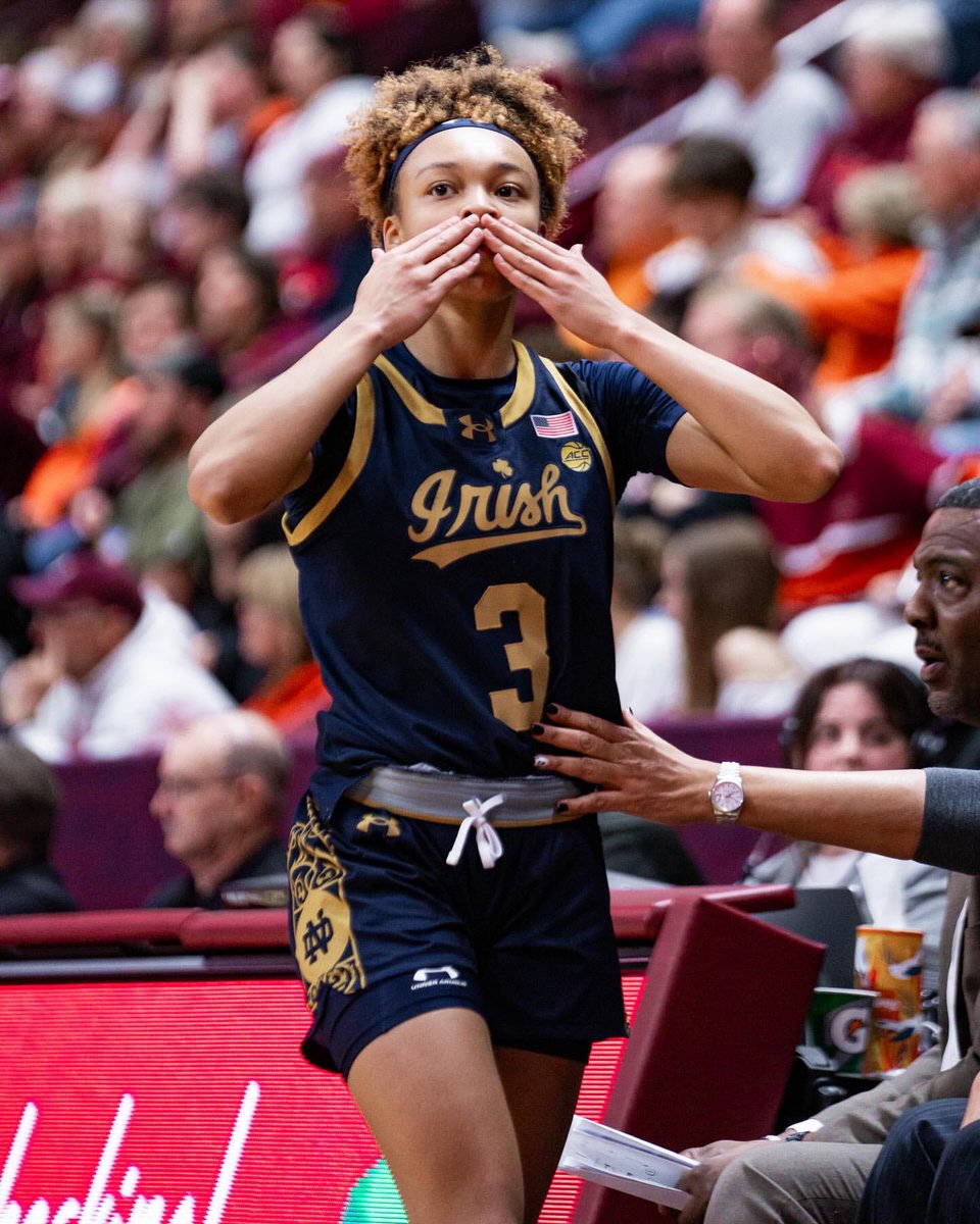 GrandTheftDalgo's tweet image. Hannah Hidalgo on the road vs ranked teams in her college career:

25.2 points
5.3 rebounds
5.0 assists
3.5 steals

Notre Dame plays on the road versus No. 13 Ole Miss tomorrow. 🍿