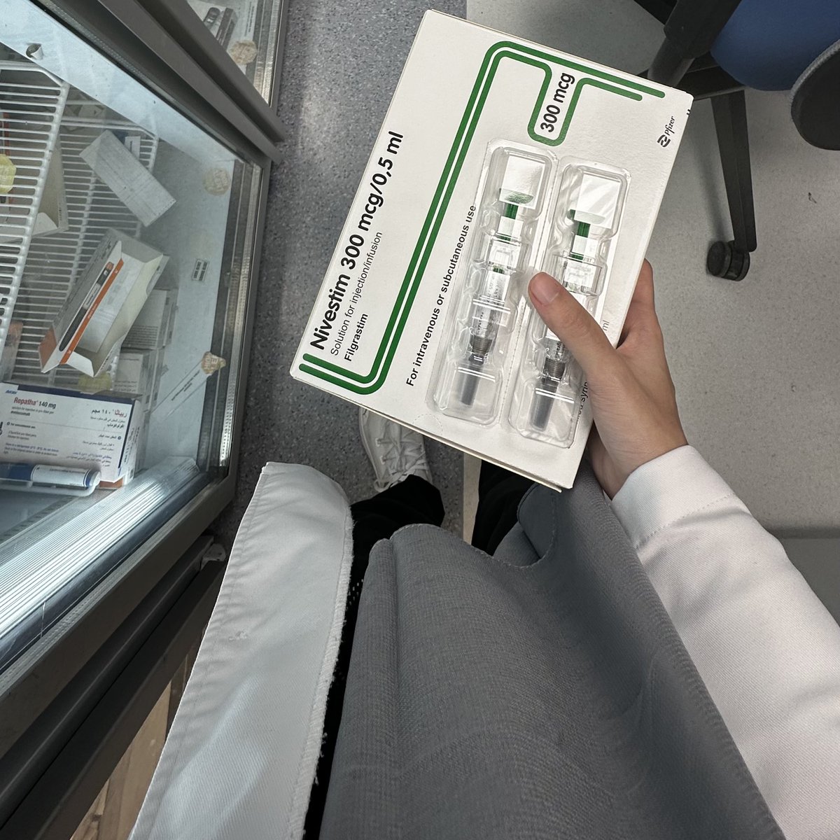 LE89_'s tweet image. Hard day 💊