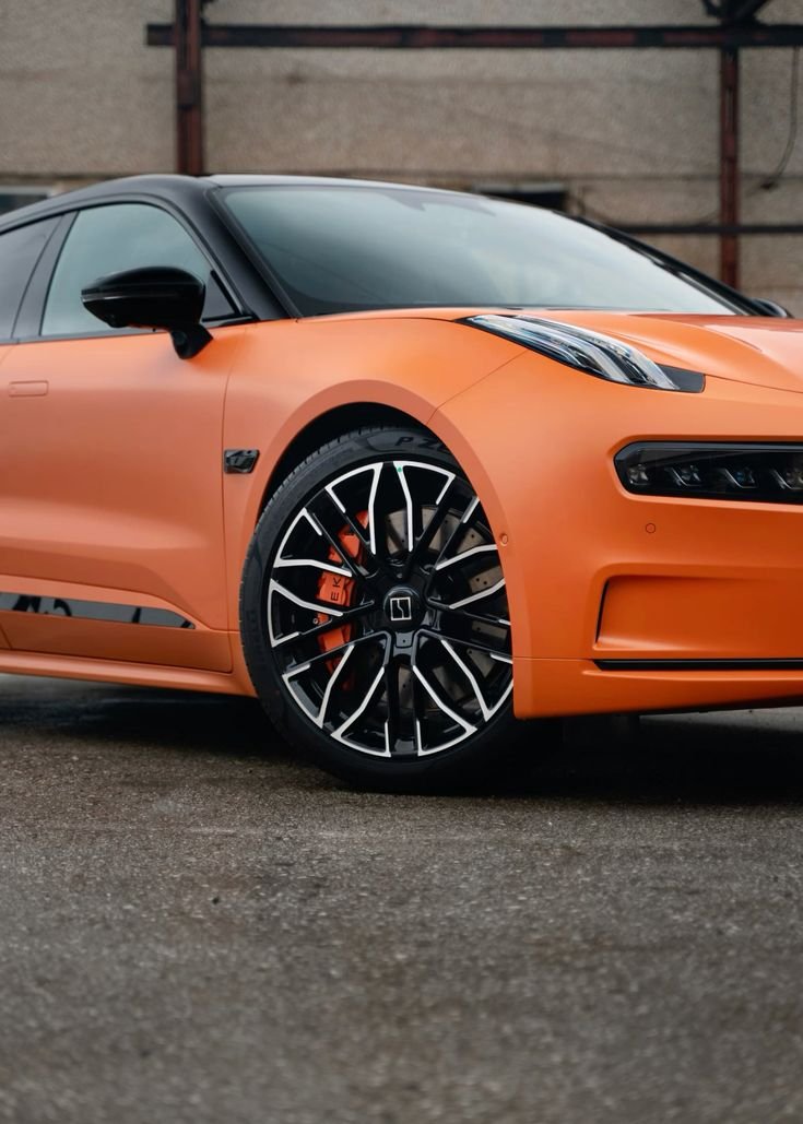The new generation of machines with this design and quality breaks all stereotypes. Matte orange and these wheels—a claim to leadership! 💪