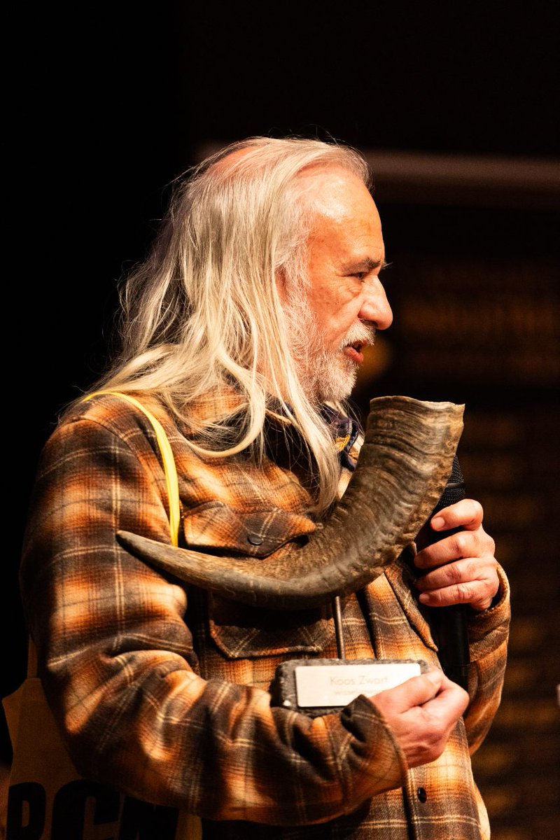 ‘Uitvinder van de coffeeshop’ Wernard Bruining geëerd met Koos Zwart Award.
platformcannabis.nl/redactionele-a… <a href="/vocnederland/">VOC Nederland</a> <a href="/StDrugsbeleid/">Stichting Drugsbeleid</a> <a href="/cannaindustrie/">cannabisindustrie.nl</a> <a href="/CannaKieswijzer/">Cannabis-Kieswijzer</a> <a href="/rolstoned/">CNNBS.nl</a> <a href="/MediWiet/">Wernard Bruining</a>