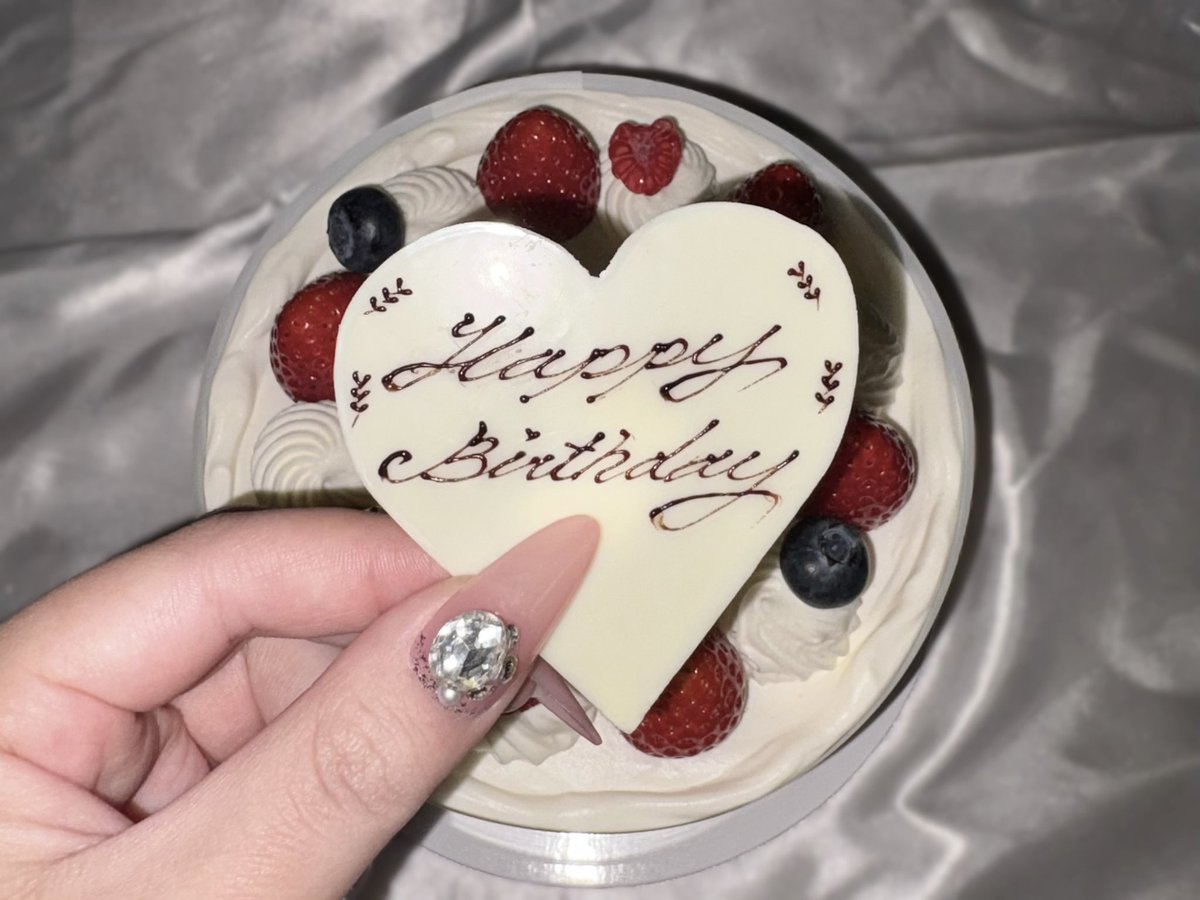 ₁ ₂ ₀ ₄

𝖬𝗒 𝗈𝗇𝗅𝗒 𝗋𝖾𝖺𝗌𝗈𝗇＿︎︎︎︎❤︎

#나에겐_너하나야_도영_생축
#DoyoungOur1204Miracle
#きらめく冬の星はドヨンちゃん