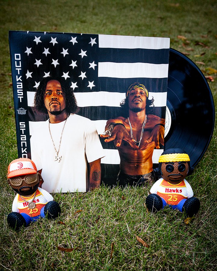 ATLHawks's tweet photo. Jump in your Cadillacs &amp; meet us for OutKast Night 💿

🆚 @LAClippers 
⏰ 7:30 PM ET
📍 @StateFarmArena 
📺 @FanDuelSN_Hawks @ATLNewsFirst &amp; Peachtree Sports Network
📻 @929TheGame 
🎁 @Outkast collectibles to first 5,000 fans
🎟️ https://t.co/tpngHdGSVJ https://t.co/pyd3K8nhpK