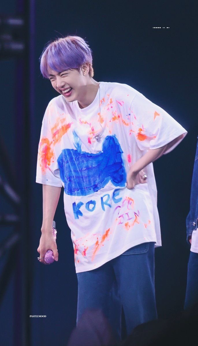 lyeekap's tweet photo. happy birthday to this goof ball ❤️‍🔥 stay crazy jinnie🥳

#RockstarJinDay 
#OurSuperMoonJin 
#ShiningSuperstarJin 
#JinYouMakeUsHAPPY
#HappyBirthdayPrincess 
#WorldwideHandsomeJin
#OurBelovedArtistJin 
#1204DecemberAngel
#4YearsWithSuperTuna
#HappyJinDay
#HappyBirthdayJin
#JINDAY https://t.co/6f1CRekFdF