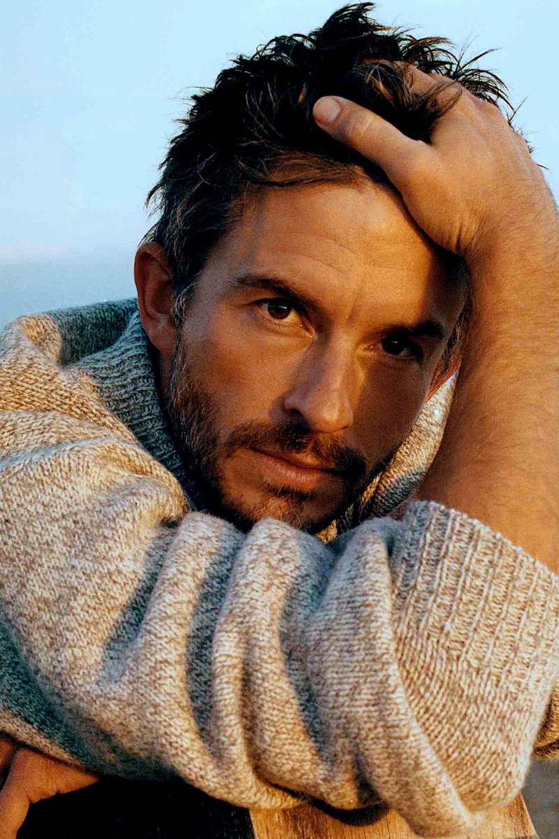 badpostjbailey's tweet photo. Jonathan Bailey and David Corenswet have been paired up for Variety’s Actors on Actors. https://t.co/MY6eT3AAi3